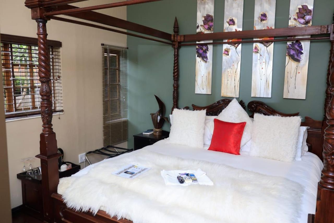 Moonriver Guesthouse Upington Exteriör bild
